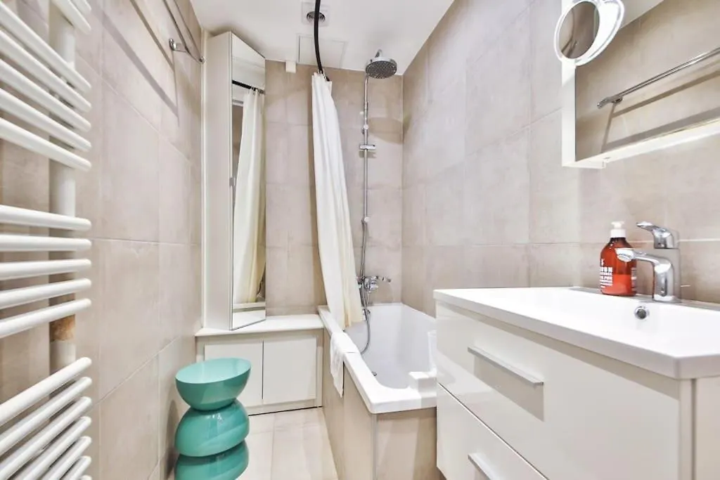 Chaleureux Au Coeur De Montmartre Apartment Paris