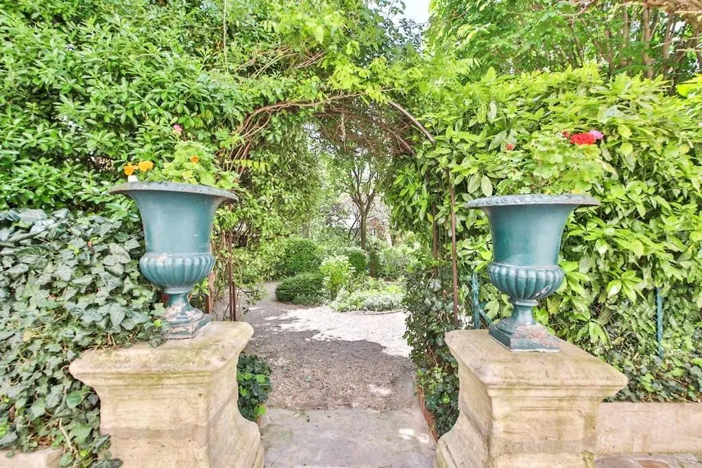 Chaleureux Au Coeur De Montmartre